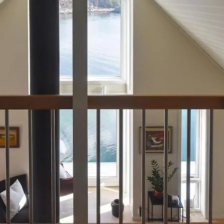 Sleeps 6 Wifi